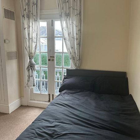Double Bedroom In Central Лондон Экстерьер фото